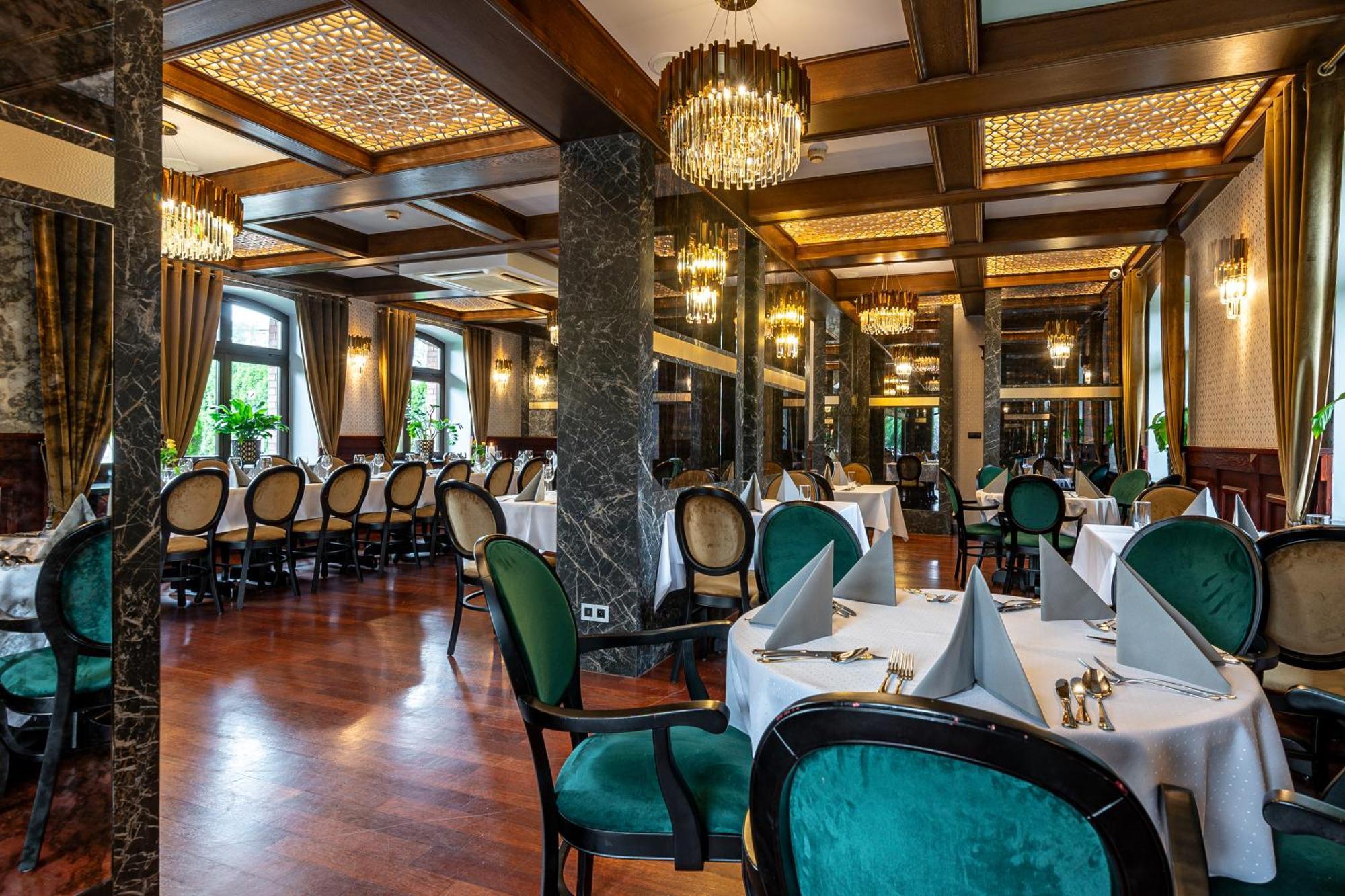 Hotel Galicja Superior Wellness & Spa Auschwitz Buitenkant foto
