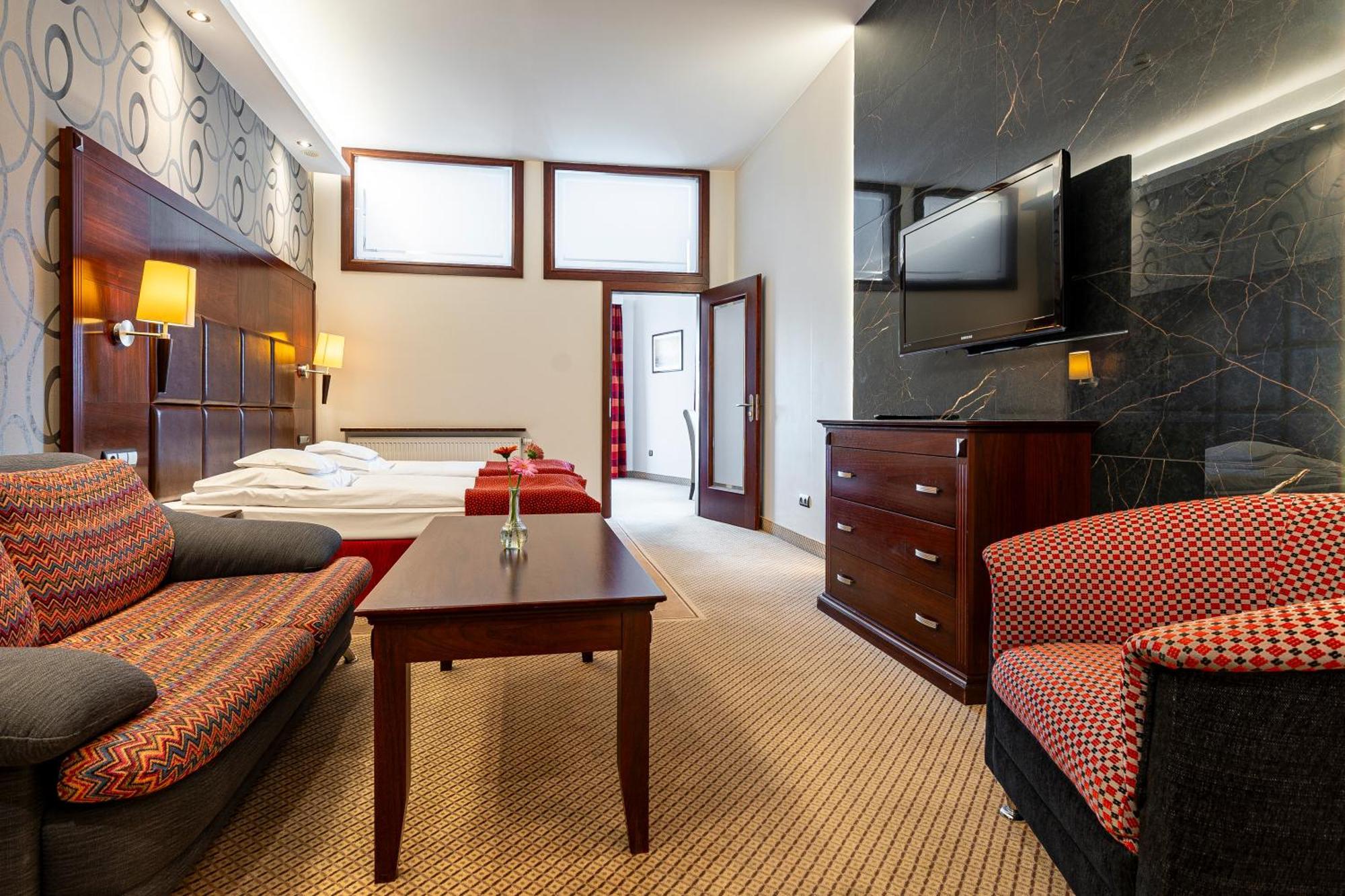 Hotel Galicja Superior Wellness & Spa Auschwitz Buitenkant foto