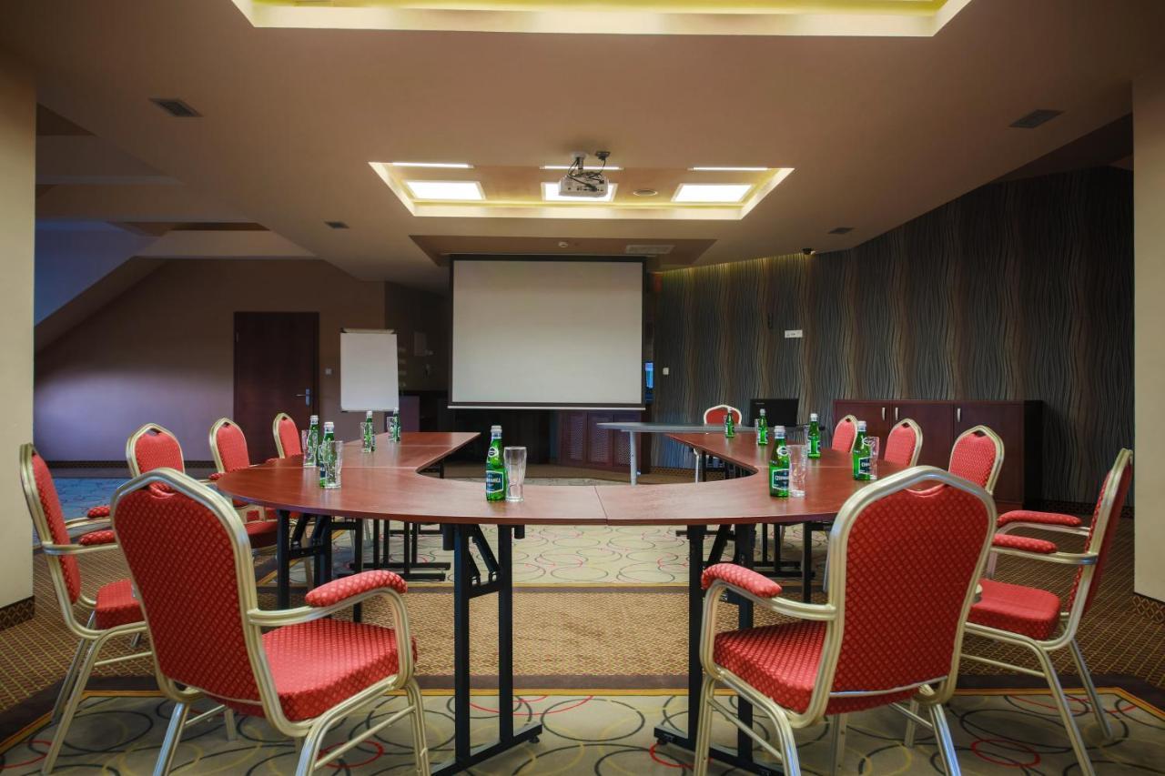 Hotel Galicja Superior Wellness & Spa Auschwitz Buitenkant foto